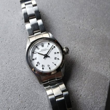 <img class='new_mark_img1' src='https://img.shop-pro.jp/img/new/icons13.gif' style='border:none;display:inline;margin:0px;padding:0px;width:auto;' />ROLEX OYSTER PERPETUAL（ロレックス オイスター パーペチュアル）ホワイトローマン 純正巻きブレス