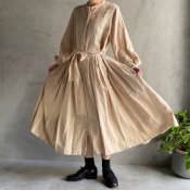 ikkuna/suzuki takayuki tucked dress (イクナ/スズキタカユキ タックドレス)Nude