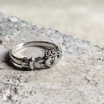 momocreatura Claddagh Ring Sapphire（クラダリング シルバー