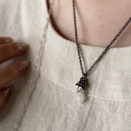 momocreatura Lady's Hand Necklace Moon Stoneʥࡼ󥹥ȡĽμ ͥå쥹 С