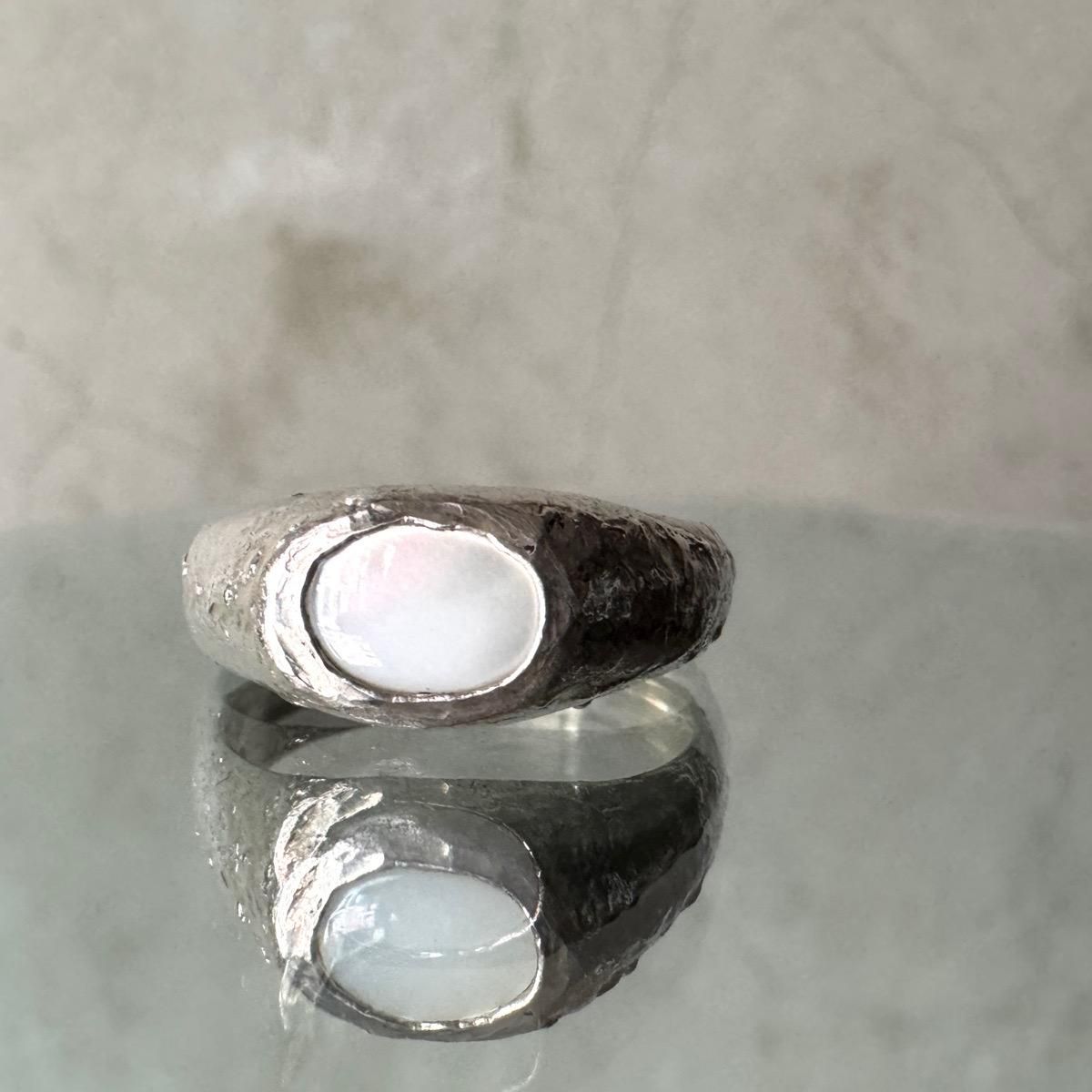 <img class='new_mark_img1' src='https://img.shop-pro.jp/img/new/icons56.gif' style='border:none;display:inline;margin:0px;padding:0px;width:auto;' />momocreatura Signet Ring MOPʥͥåȥ ޥ֥ѡ СSmall