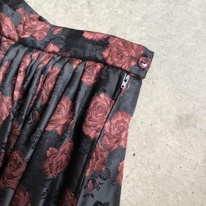 Vintage Rose Pattern Jacquard Long Flared Skirt