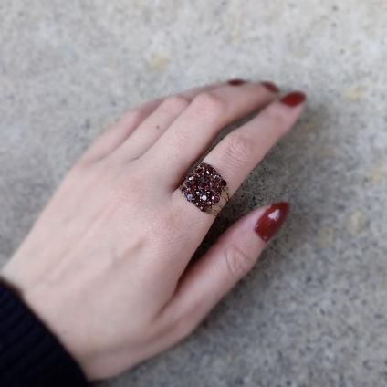 Victorian Gold Garnet Multi Hoop Ringʥȥꥢ  ͥå ޥաץ󥰡