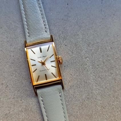 SEIKO ANGEL(セイコー エンジェル)Dead Stock レクタンギュラー 3針- JeJe PIANO ONLINE BOUTIQUE 神戸のアンティーク時計,ジュエリー,ファッション専門店 SEIKO ANGEL(セイコー エンジェル)Dead Stock レクタンギュラー 3針- JeJe PIANO ONLINE BOUTIQUE 神戸のアンティーク時計,ジュエリー,ファッション専門店