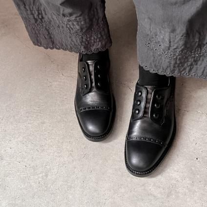 SONOMITSU Buttoned Shoes(ソノミツ ボタンシューズ)Black- JeJe SONOMITSU Buttoned Shoes(ソノミツ ボタンシューズ)Black- JeJe