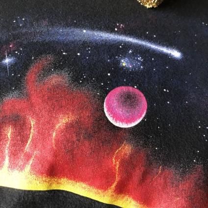 90's Hanes Dynamic Solar System T-shirt T-shirt(90年製 ヘインズ ダイナミックソーラーシステム Peter Kull Harlequin Tシャツ)- JeJe PIANO ONLINE BOUTIQUE 神戸のアンティーク時計,ジュエリー,ファッション専門店 90's Hanes Dynamic Solar System T-shirt T-shirt(90年製 ヘインズ ダイナミックソーラーシステム Peter Kull Harlequin Tシャツ)- JeJe PIANO ONLINE BOUTIQUE 神戸のアンティーク時計,ジュエリー,ファッション専門店
