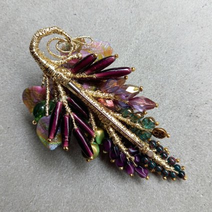 <img class='new_mark_img1' src='https://img.shop-pro.jp/img/new/icons13.gif' style='border:none;display:inline;margin:0px;padding:0px;width:auto;' />Vintage PAOLA Glass Brooch（ヴィンテージ パオラ ガラス ブローチ）Dead Stock