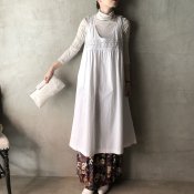 <img class='new_mark_img1' src='https://img.shop-pro.jp/img/new/icons13.gif' style='border:none;display:inline;margin:0px;padding:0px;width:auto;' />Antique Cotton Pin Tuck & Cut Work Lace Nighty（アンティークコットン ピンタック&カットワークレース ナイティ）