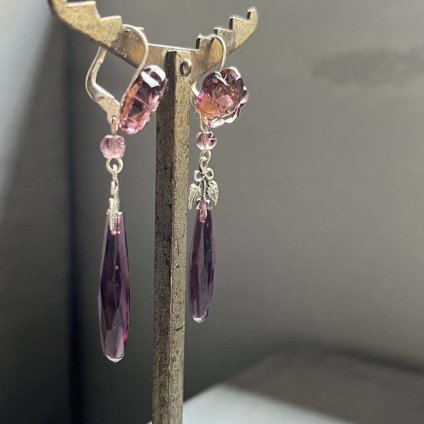 1930's France Purple Glass Flower Earrings（フランス パープル ガラス フラワー ピアス）Dead Stock