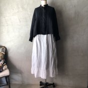 <img class='new_mark_img1' src='https://img.shop-pro.jp/img/new/icons13.gif' style='border:none;display:inline;margin:0px;padding:0px;width:auto;' />Antique Cotton Cut lace & Scalloped Hand Embroidered Skirt（アンティーク コットン カットレース＆スカラップ 手刺繍 スカート）