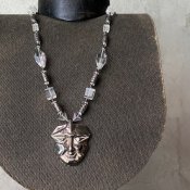 <img class='new_mark_img1' src='https://img.shop-pro.jp/img/new/icons13.gif' style='border:none;display:inline;margin:0px;padding:0px;width:auto;' />1940's French Galvanize Glass Face Necklace（1940年代 フランス ガルバニゼ ガラス フェイス ネックレス ）