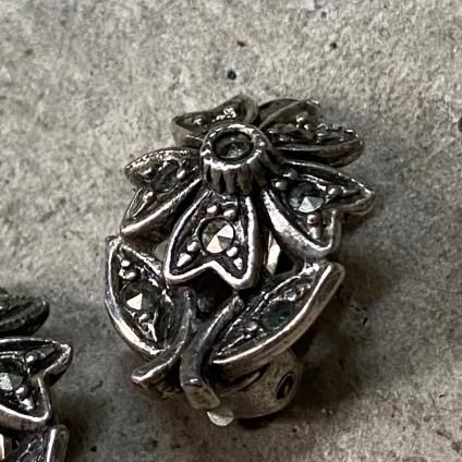 1940's Marcasite Metal Flower Earrings1940ǯ ޡ ᥿  󥰡