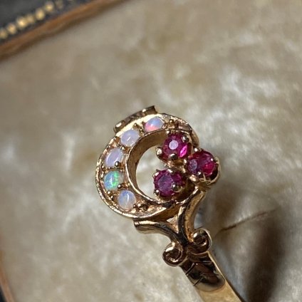 Vintage 9KYG Opal Ruby Crescent Moon Ring（ヴィンテージ 9KYG