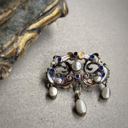 Neo-Renaissance Austro-hungarian Enamel Brooch(ネオ Neo-Renaissance Austro-hungarian Enamel Brooch(ネオ