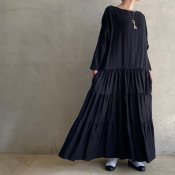 <img class='new_mark_img1' src='https://img.shop-pro.jp/img/new/icons13.gif' style='border:none;display:inline;margin:0px;padding:0px;width:auto;' />suzuki takayuki  tiered dress （スズキタカユキ ティアードドレス）Black