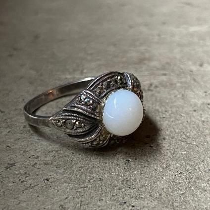 1940's Silver Marcasite Milk Glass Ring（1940年代 シルバー