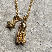 momocreatura Octopus and Tiny Star Necklace（タコと星 ネックレス ゴールド）
