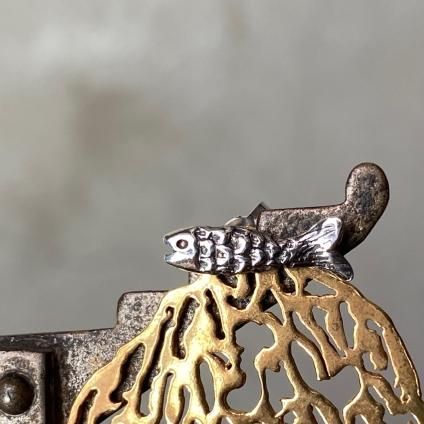 momocreatura Coral & Fish Earrings（サンゴ&魚ピアス ゴールド