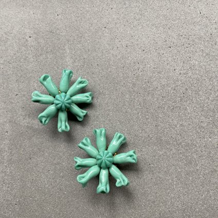 1950's Turquoise Green Glass Earrings（1950年代 ターコイズグリーン ガラス イヤリング）