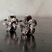 1940's Silver Marcasite Flower Earrings（1940年代 シルバー マーカサイト 花 イヤリング）