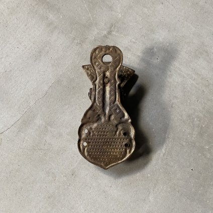 <img class='new_mark_img1' src='https://img.shop-pro.jp/img/new/icons56.gif' style='border:none;display:inline;margin:0px;padding:0px;width:auto;' />Brass Victorian Hand Clip  ( ȥꥢ ϥɥå) C