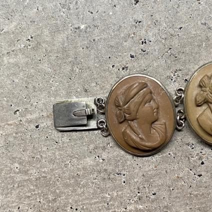 Victorian Silver Lava Stone Cameo Bracelet(ヴィクトリアン
