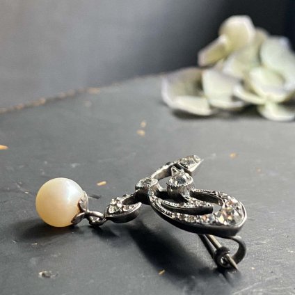  Victorian-Art Nouveau Silver Pearl Glass Brooch (ȥꥢ-롦̡ С ѡ 饹 ֥