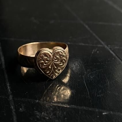 c.1890 9K Heart Locket Ring （1890年 9K ハートロケット