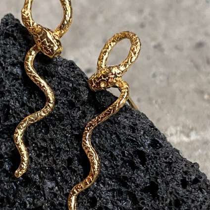 momocreatura Waving Snake Earrings Gold ʥإӥԥ ɡ