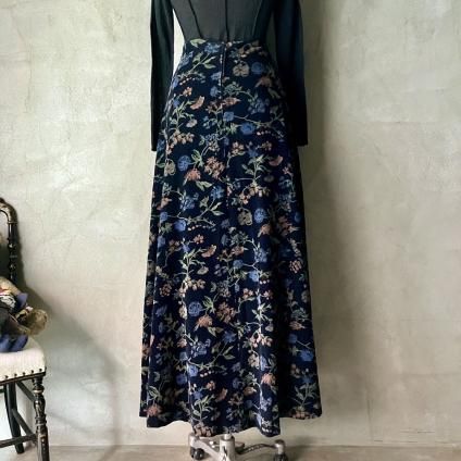 <img class='new_mark_img1' src='https://img.shop-pro.jp/img/new/icons38.gif' style='border:none;display:inline;margin:0px;padding:0px;width:auto;' />20%OFFFrance Vintage Corduroy Flared Skirtʥե ơ ǥ ե쥢ȡ