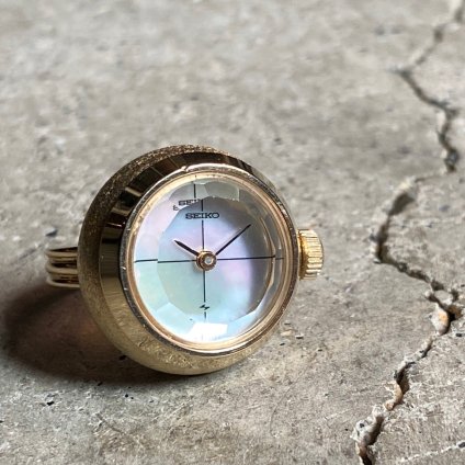 腕時計SEIKO 手巻きリングウォッチ 指輪時計 カットガラス ブルー文字盤
