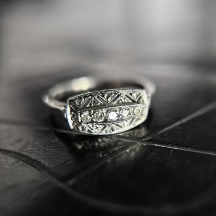 Art Deco Platinum Diamond Ring(アールデコ プラチナ Art Deco Platinum Diamond Ring(アールデコ プラチナ