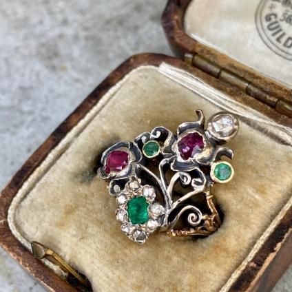 ڤѡGeorgian Giardinetti Ring Diamond / Emerald / Ruby