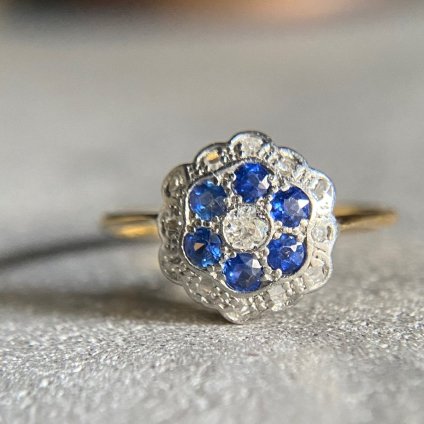 Art Deco Diamond Sapphire Cluster Ring（アールデコ ダイヤモンド サファイア クラスター リング） - JeJe  PIANO ONLINE BOUTIQUE 神戸のアンティーク時計,ジュエリー,ファッション専門店