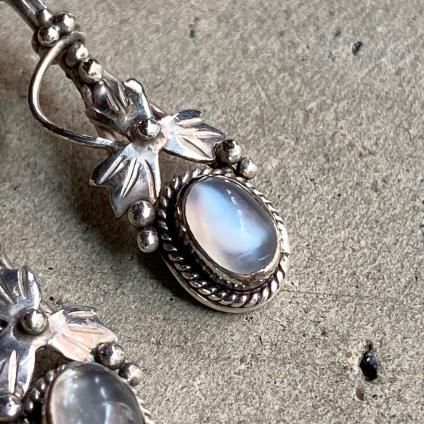 ơ С ࡼ󥹥ȡ 󥰥ԥSilver Moonstone Long Earrings