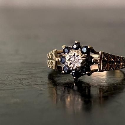 ơ 9K  ե  󥰡9KYG Sapphire Diamond Ring