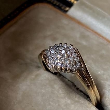 ヴィンテージ 9Kゴールド ダイヤモンド リング（9KYG Diamond