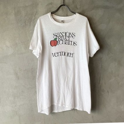 ơ 󤴲̼ TġVintage Saxtons River Apple Orchard T-shirt