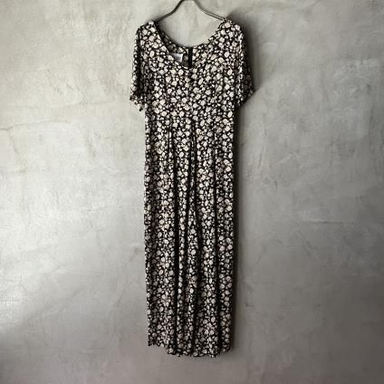 ơ  ץġVintage Flower Pattern Jump Suit