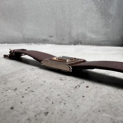 YSL(イブ・サンローラン)レクタンギュラーケース ブラウンダイヤル - JeJe PIANO ONLINE BOUTIQUE 神戸のアンティーク 時計,ジュエリー,ファッション専門店 YSL(イブ・サンローラン)レクタンギュラーケース ブラウンダイヤル - JeJe PIANO ONLINE BOUTIQUE 神戸のアンティーク 時計,ジュエリー,ファッション専門店