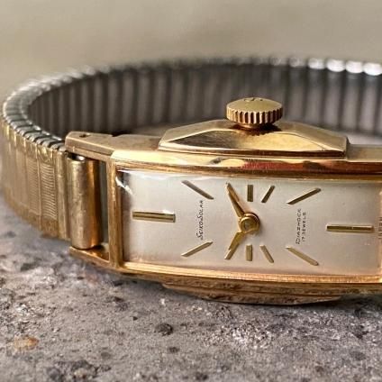 SEIKO SOLAR(セイコー ソーラー)変形レクタングル Dead Stock SEIKO SOLAR(セイコー ソーラー)変形レクタングル Dead Stock