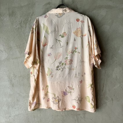 ơ ̲ץ  ġVintage Floral  Print Shirt