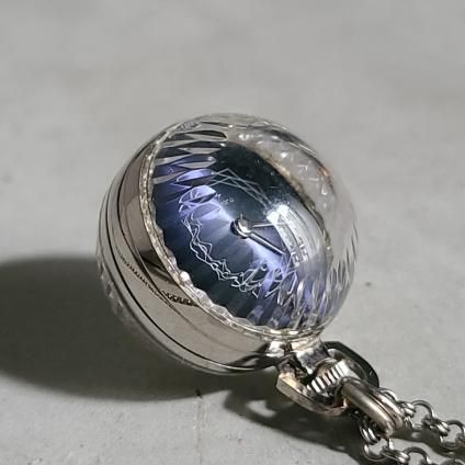 SEIKO（セイコー）Pendant Watch 球体 パープル文字盤 裏面