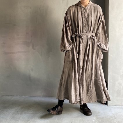 <img class='new_mark_img1' src='https://img.shop-pro.jp/img/new/icons13.gif' style='border:none;display:inline;margin:0px;padding:0px;width:auto;' />HALLELUJAH 5, Chemise a la Reine Robe（ハレルヤ 王女のシャツローブ）Taupe