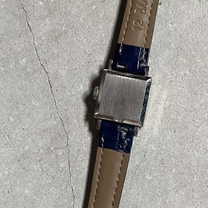 OMEGA GENEVE(オメガ ジュネーブ)カットガラス ネイビー文字盤 OMEGA GENEVE(オメガ ジュネーブ)カットガラス ネイビー文字盤