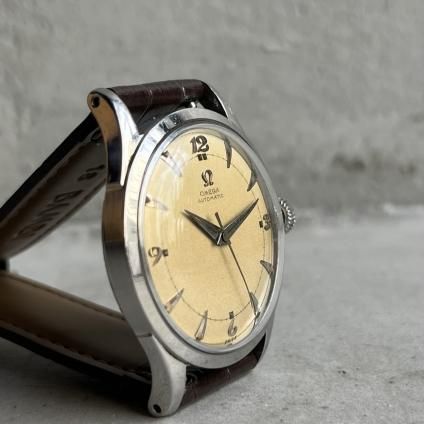 OMEGA(オメガ)ハーフローター 12・3・6・9アラビア数字 自動巻 OMEGA(オメガ)ハーフローター 12・3・6・9アラビア数字 自動巻
