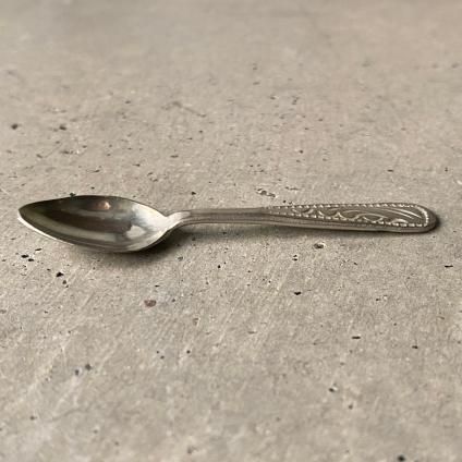  ơ СסIndia Silver Spoon