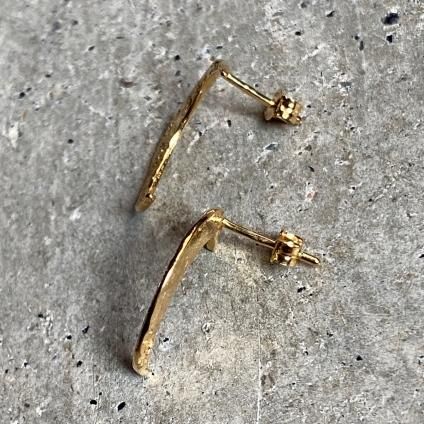 momocreatura Crescent Moon Earrings（三日月ピアス 燻し