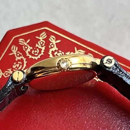 Cartier MINI VENDOME (カルティエ ミニ ヴァンドーム) 18KYG ダイヤモンド3石 18KYG純正バックル 箱付- JeJe PIANO ONLINE BOUTIQUE 神戸のアンティーク時計,ジュエリー,ファッション専門店 Cartier MINI VENDOME (カルティエ ミニ ヴァンドーム) 18KYG ダイヤモンド3石 18KYG純正バックル 箱付- JeJe PIANO ONLINE BOUTIQUE 神戸のアンティーク時計,ジュエリー,ファッション専門店