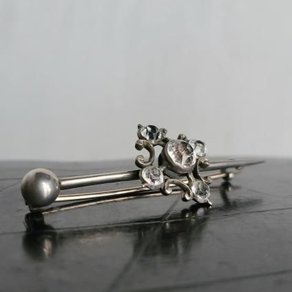 1900 - 1920年代 シルバー ガラス バー ブローチ（Silver Glass Bar